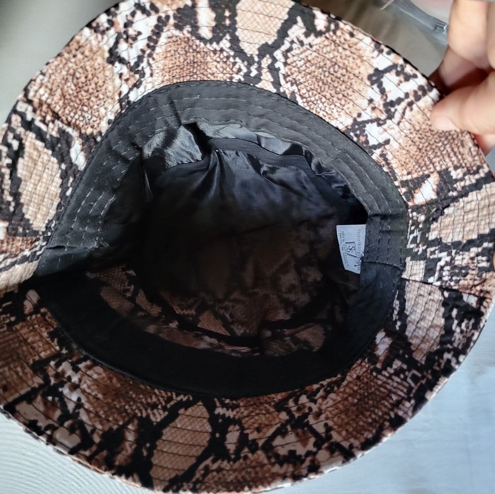 Bucket hat - Picture 2 of 2